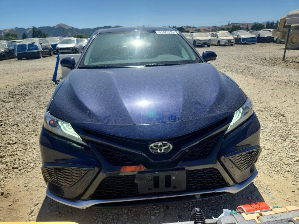 2022 TOYOTA CAMRY XSE 5