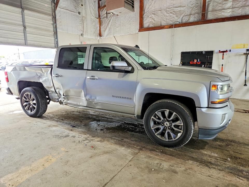 2017 CHEVROLET SILVERADO K1500 LT 4