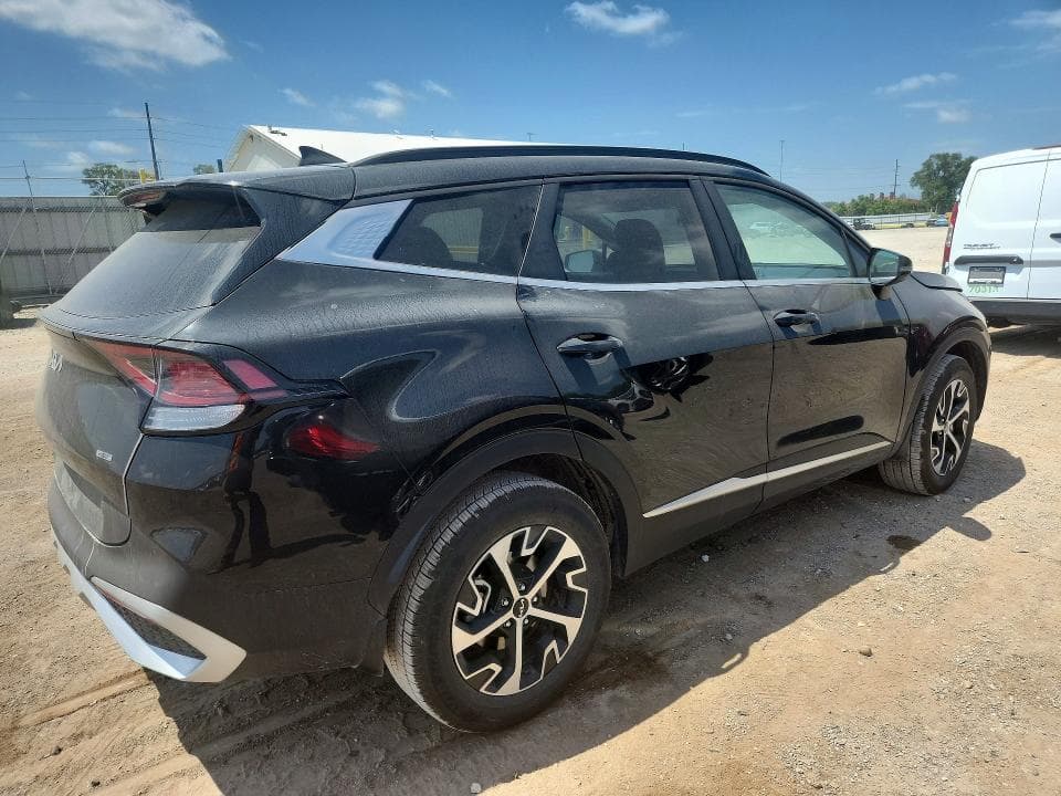 2023 KIA SPORTAGE EX 3