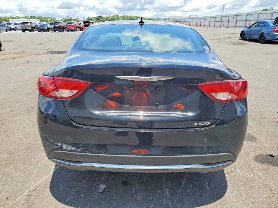 2017 CHRYSLER 200 LIMITED 6