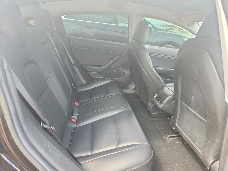 2018 TESLA MODEL 3 10