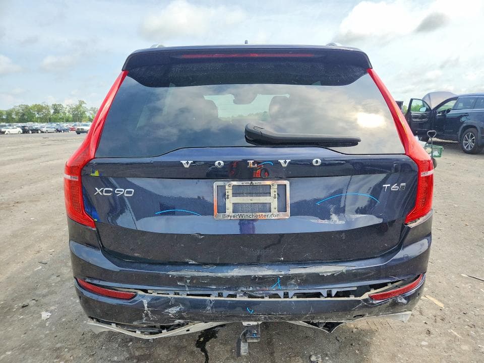 2019 VOLVO XC90 T6 MOMENTUM 6
