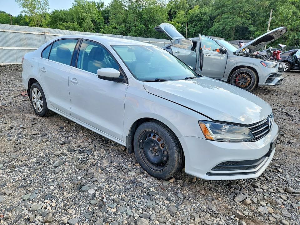 2017 VOLKSWAGEN JETTA S 4