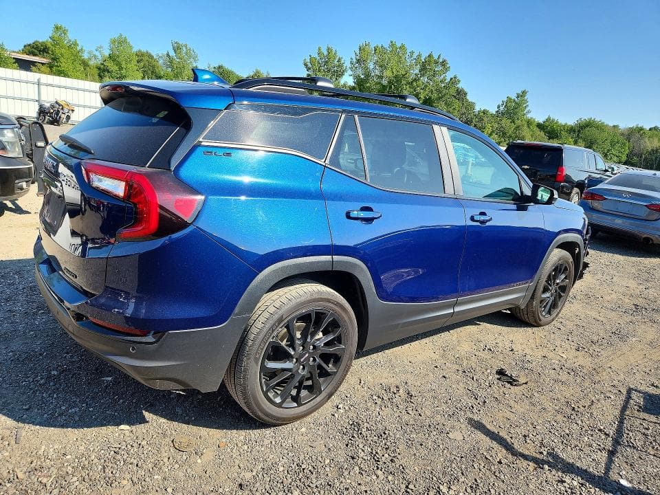 2023 GMC TERRAIN SLE 3