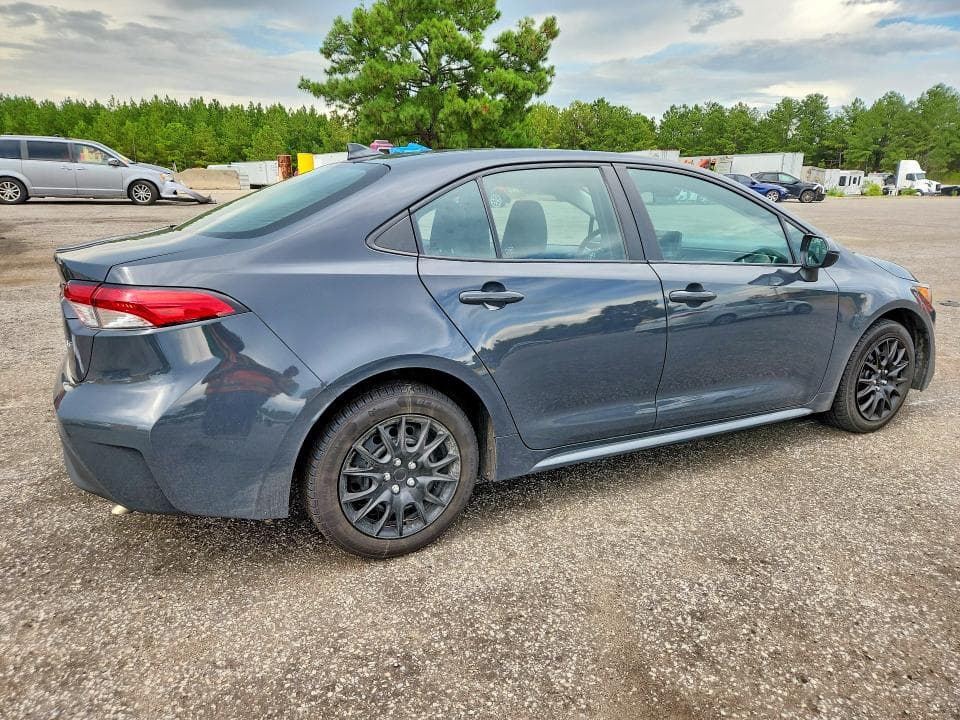 2023 TOYOTA COROLLA LE 3