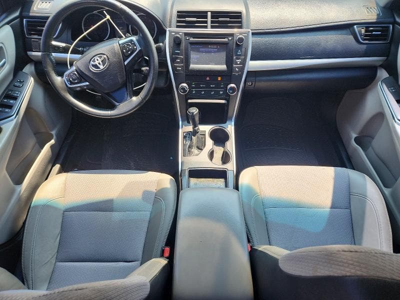 2017 TOYOTA CAMRY SE 8