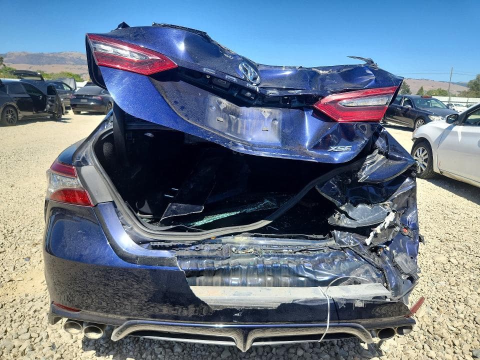 2022 TOYOTA CAMRY XSE 6