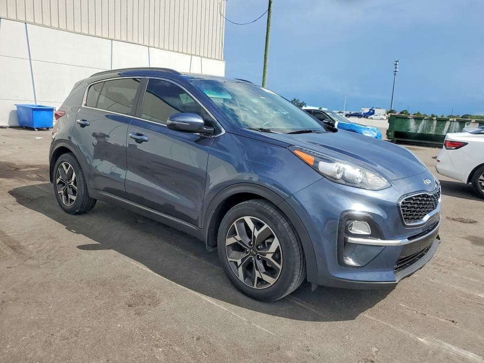 2022 KIA SPORTAGE EX 4