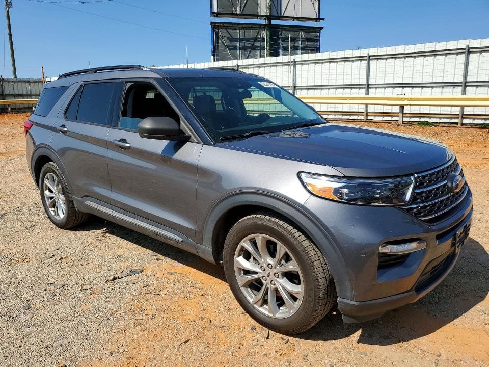 2021 FORD EXPLORER XLT 4