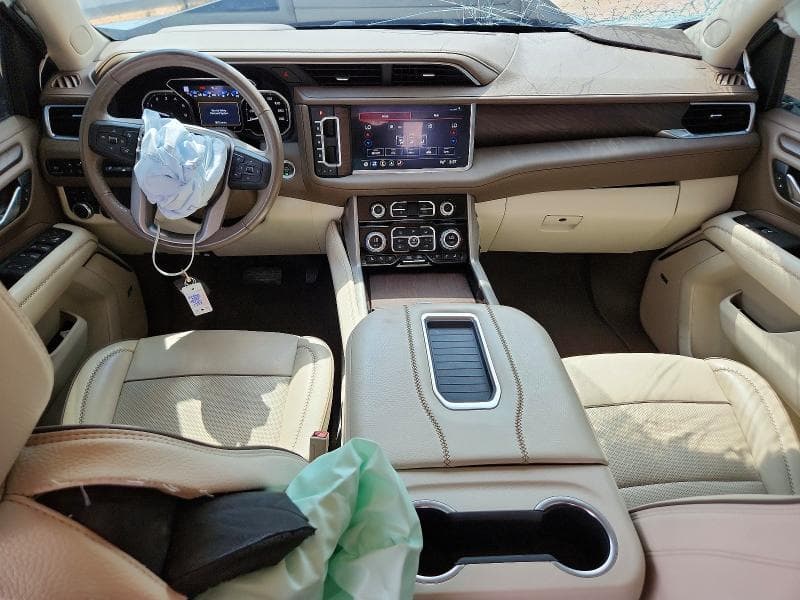 2021 GMC YUKON DENALI 8