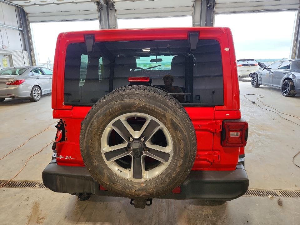 2018 JEEP WRANGLER UNLIMITED SAHARA 6
