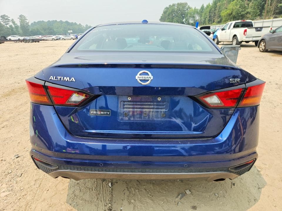 2021 NISSAN ALTIMA SR 6