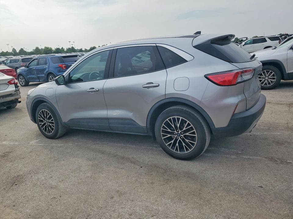 2022 FORD ESCAPE SE 2