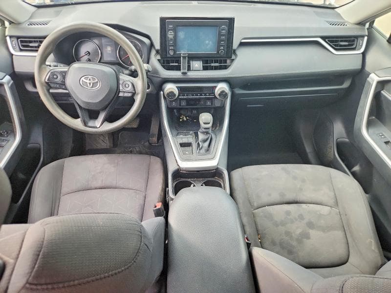 2019 TOYOTA RAV4 XLE 8