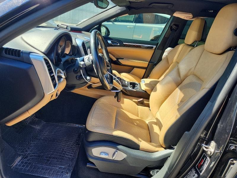 2017 PORSCHE CAYENNE 7