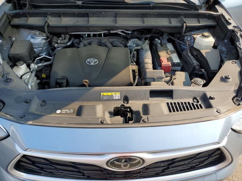 2020 TOYOTA HIGHLANDER XLE 12