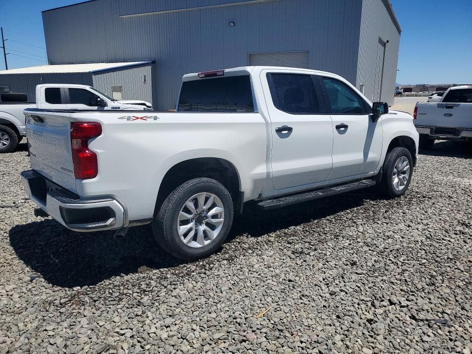 2024 CHEVROLET SILVERADO K1500 CUSTOM 3