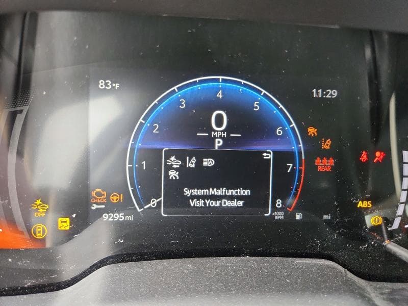 2026 TOYOTA COROLLA LE 9