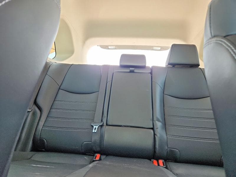 2024 TOYOTA RAV4 XLE PREMIUM 10