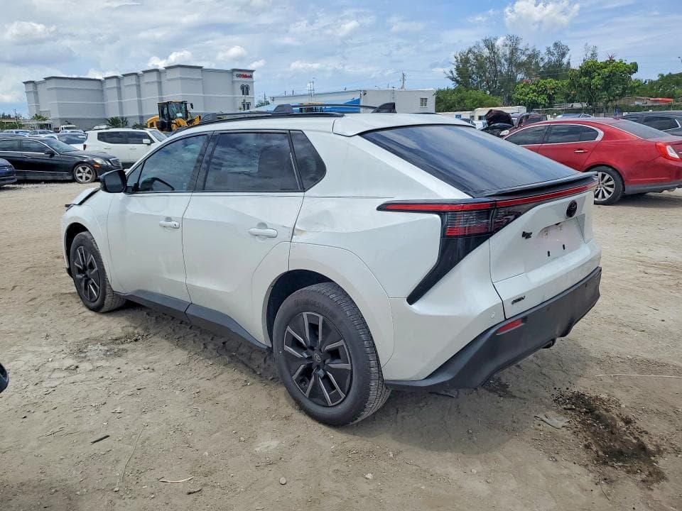 2026 TOYOTA BZ XLE 2