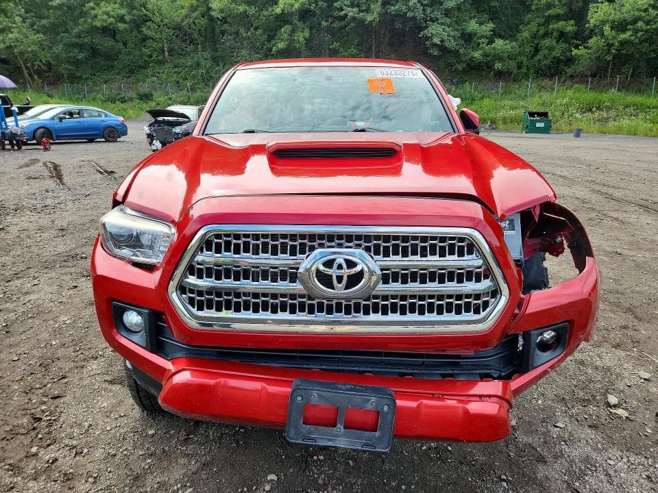 2017 TOYOTA TACOMA TRD SPORT 5