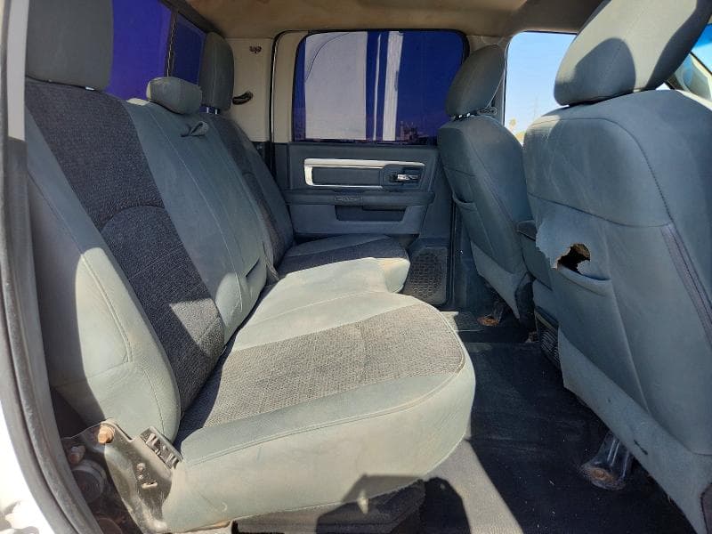 2019 RAM 1500 CLASSIC SLT 10
