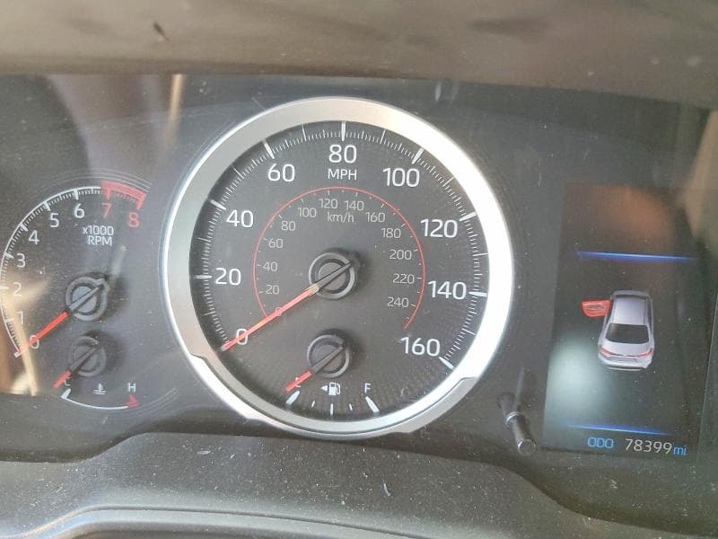 2021 TOYOTA COROLLA SE 9