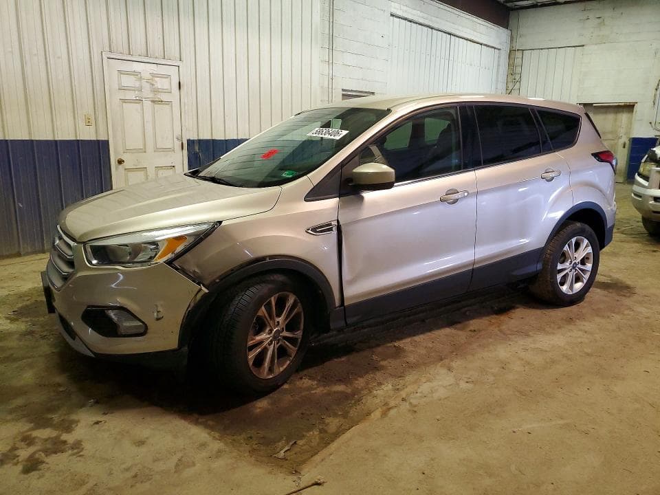 2017 FORD ESCAPE SE - 1