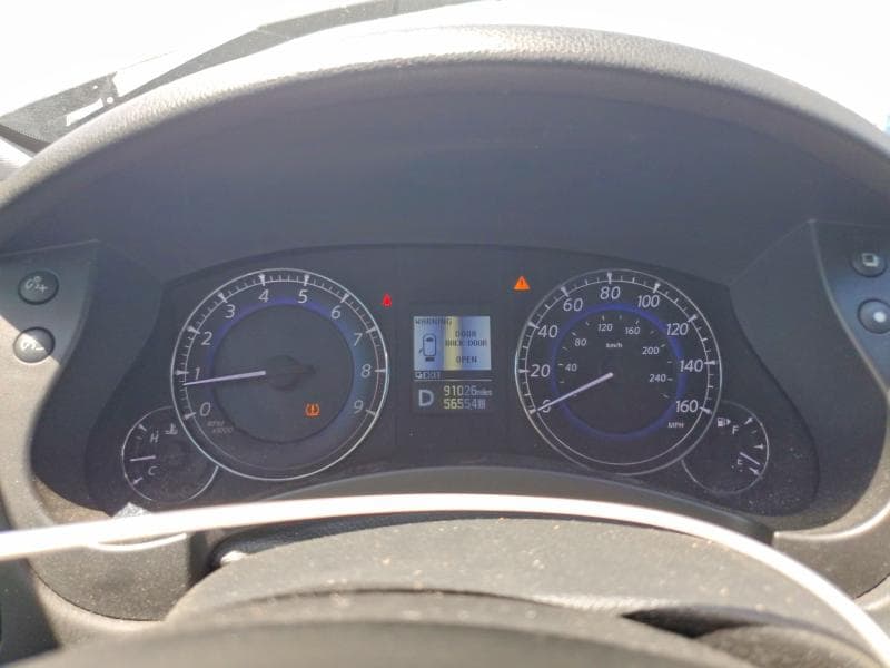 2017 INFINITI QX50 BASE 9