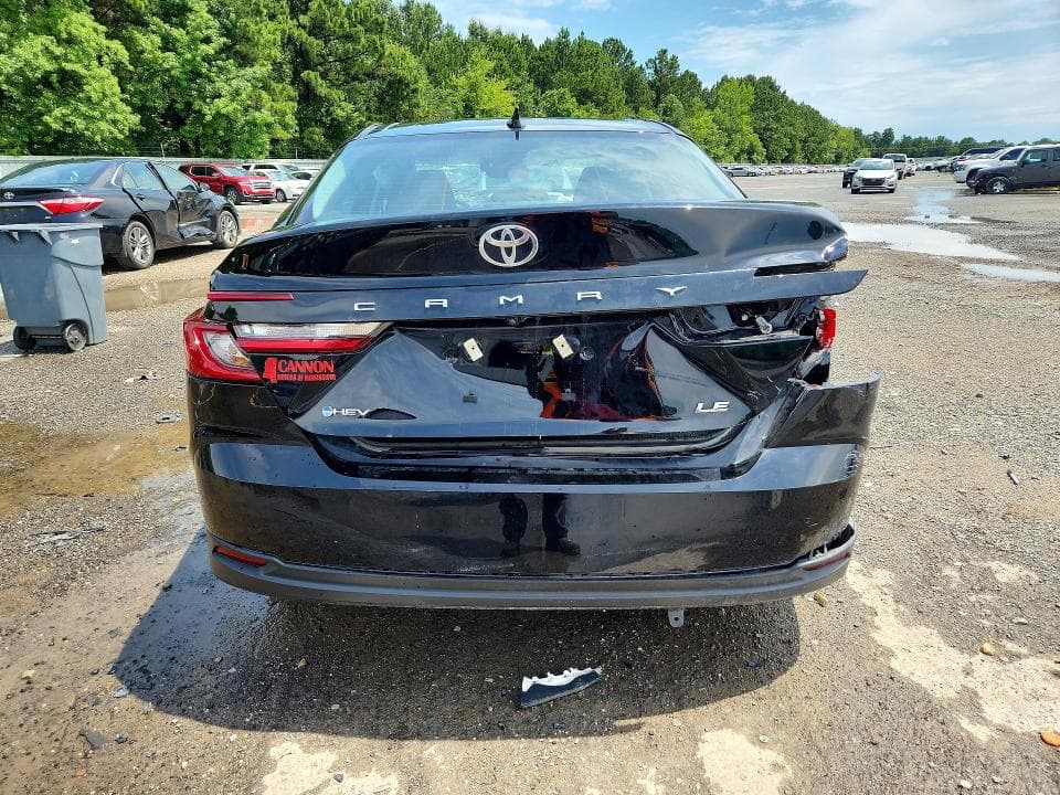 2025 TOYOTA CAMRY LE 6