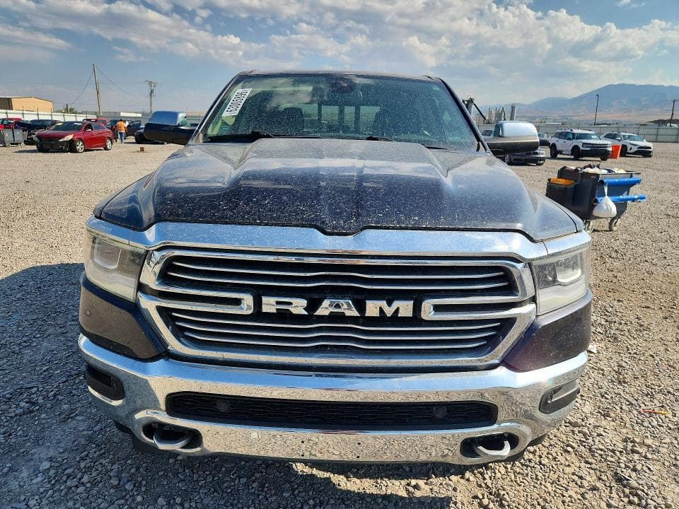 2019 RAM 1500 LARAMIE 5