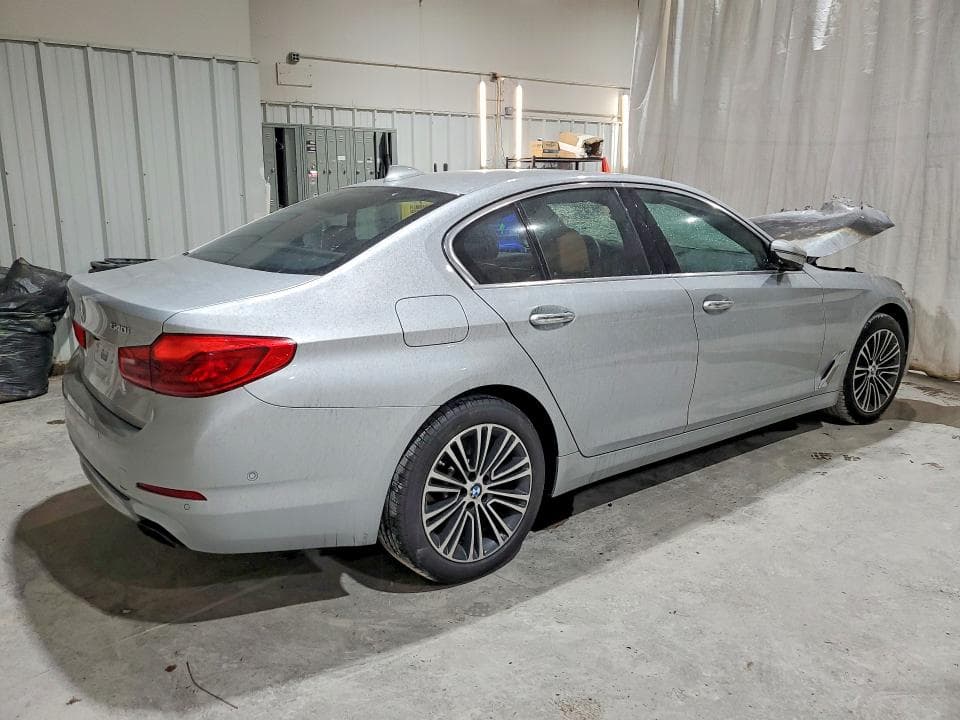 2018 BMW 540 XI 3