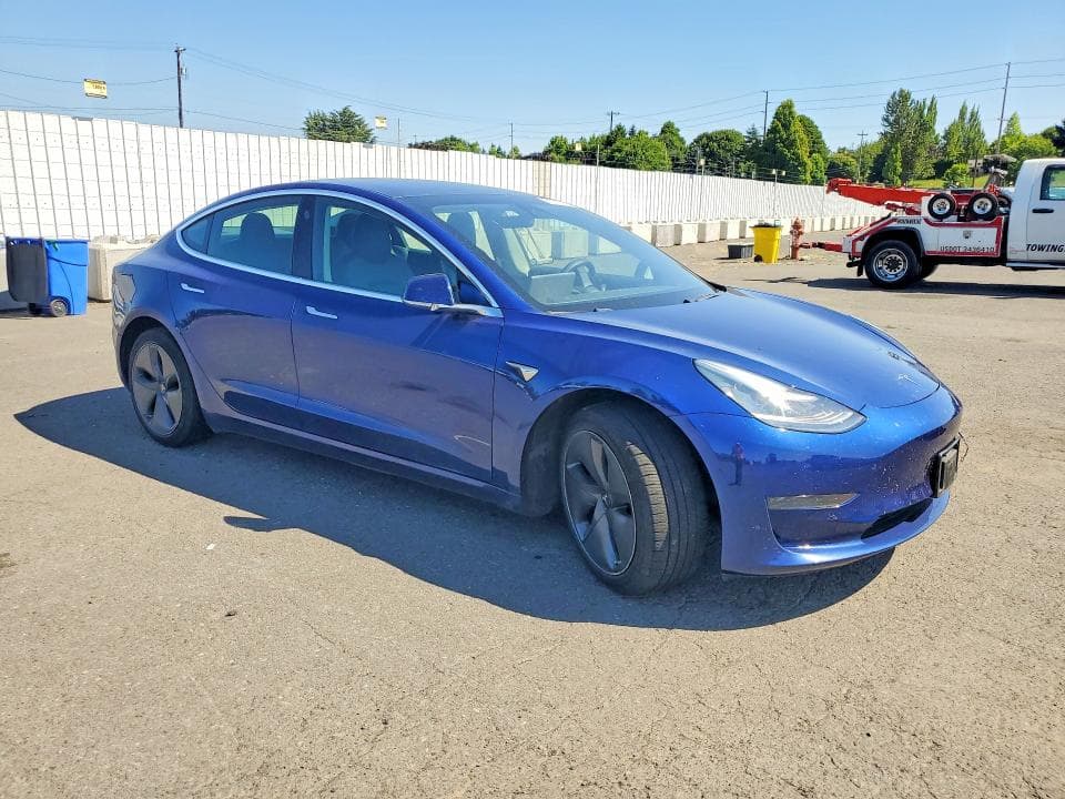 2020 TESLA MODEL 3 4