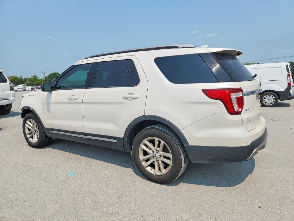 2017 FORD EXPLORER XLT 2