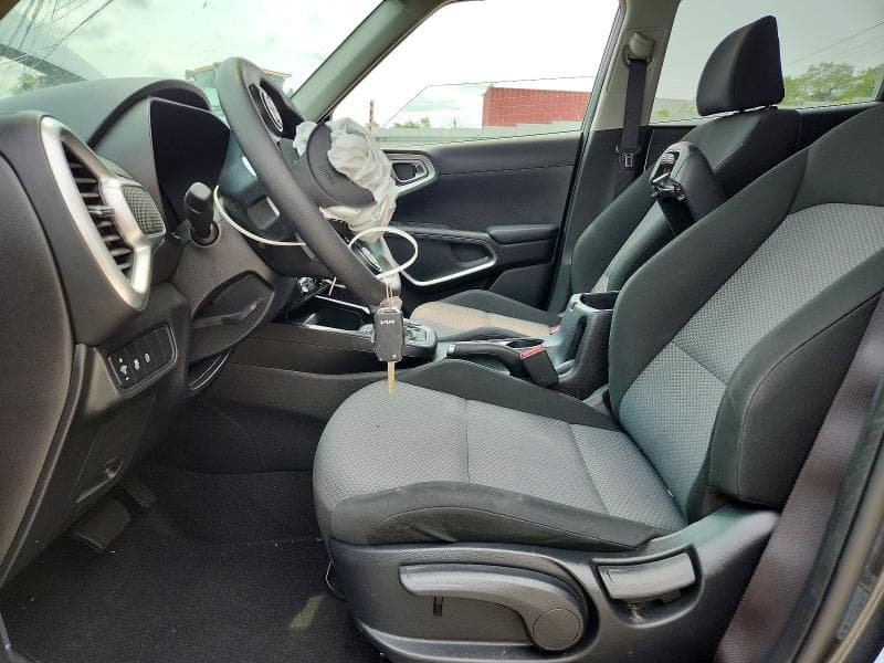 2025 KIA SOUL LX 7