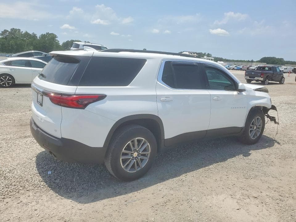 2022 CHEVROLET TRAVERSE LT 3