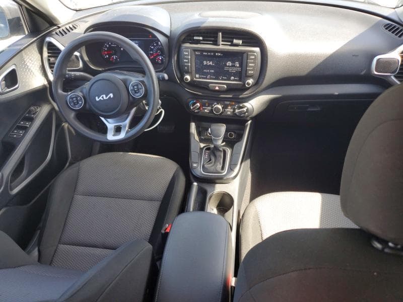 2022 KIA SOUL LX 8