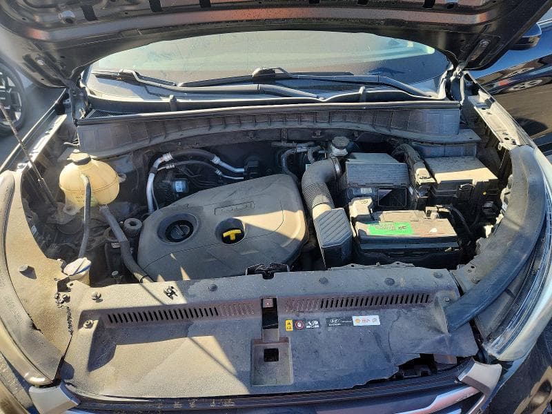 2017 HYUNDAI TUCSON SE 12