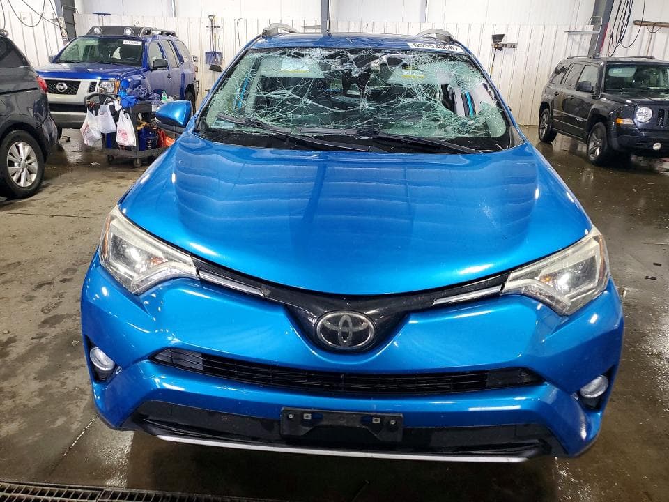 2018 TOYOTA RAV4 LIMITED 5