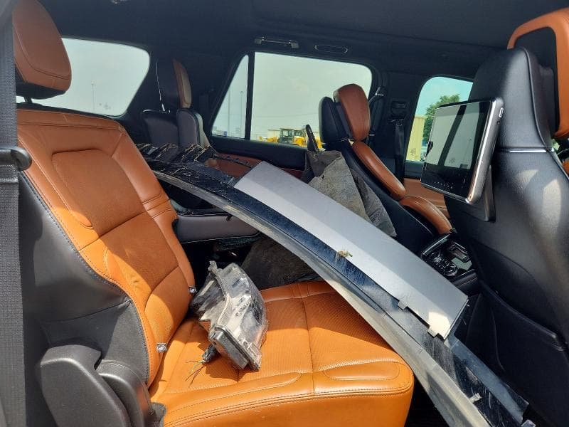2021 LINCOLN NAVIGATOR L RESERVE 11