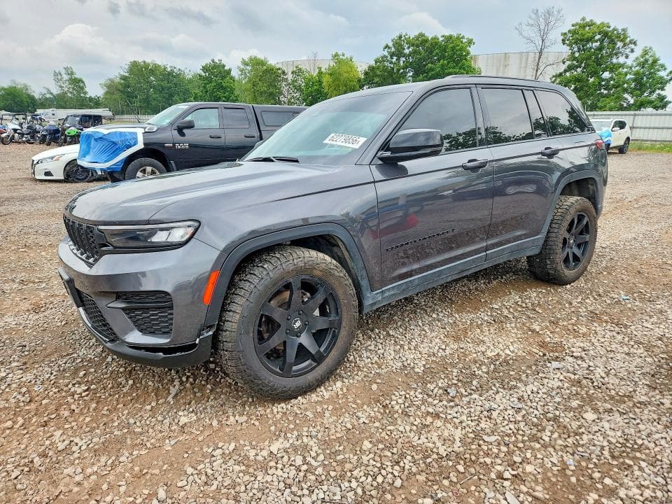 2024 JEEP GRAND CHEROKEE LAREDO - 1