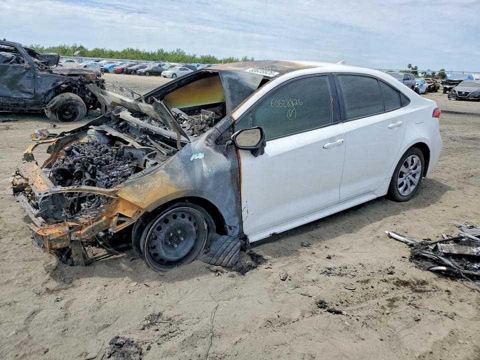 2024 TOYOTA COROLLA LE - 1