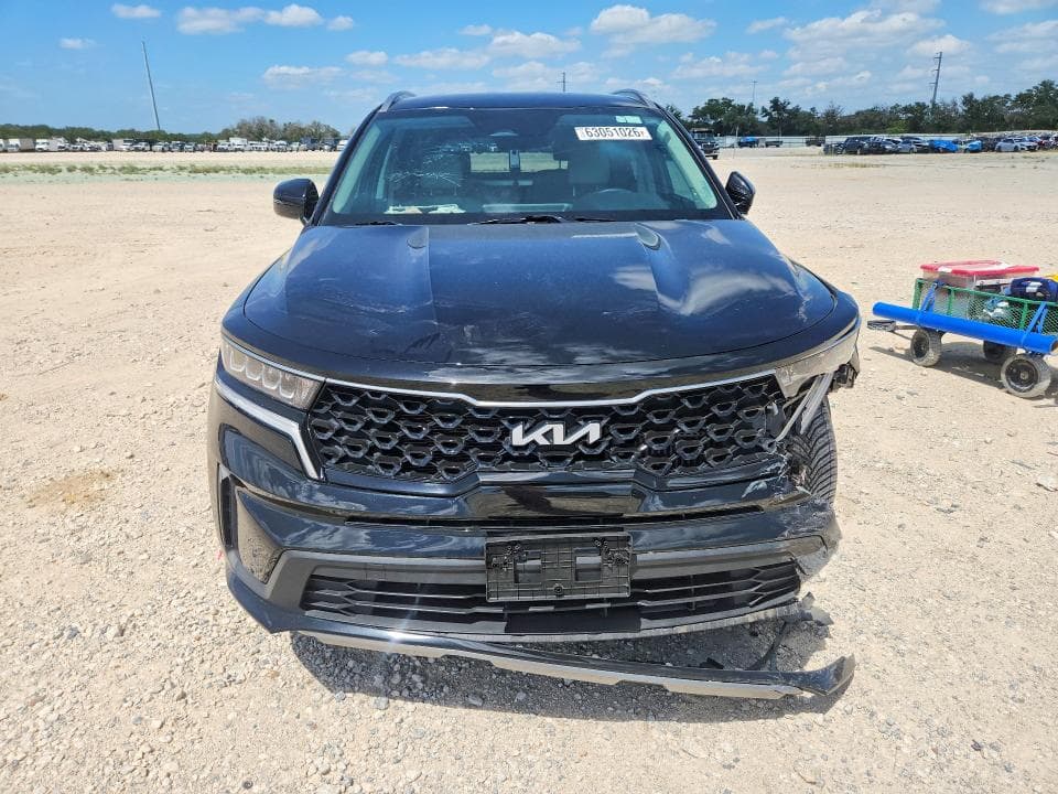 2022 KIA SORENTO S 5