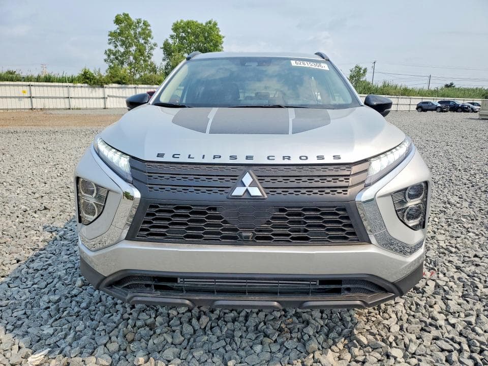 2024 MITSUBISHI ECLIPSE CROSS LE 5