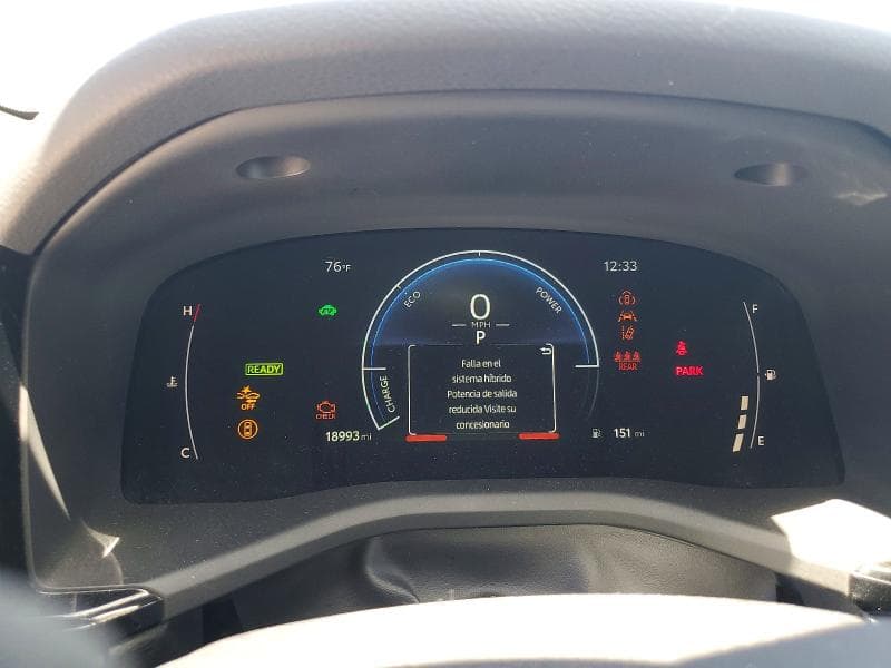 2025 TOYOTA CAMRY SE 9