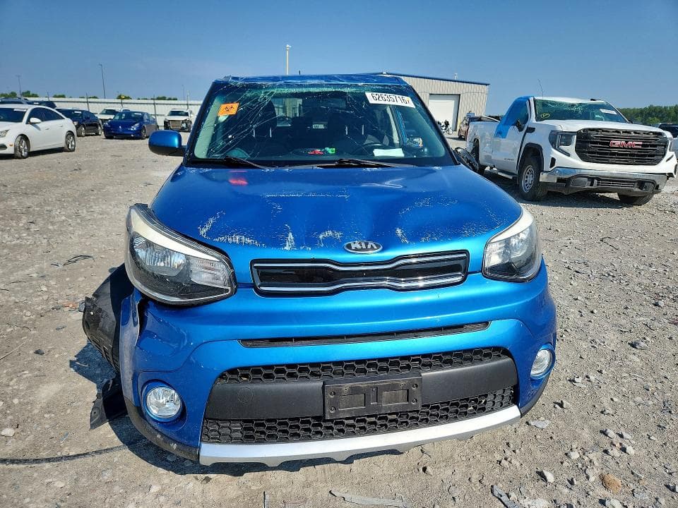 2017 KIA SOUL + 5
