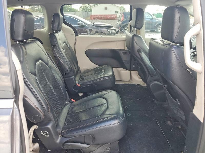 2018 CHRYSLER PACIFICA TOURING L 11