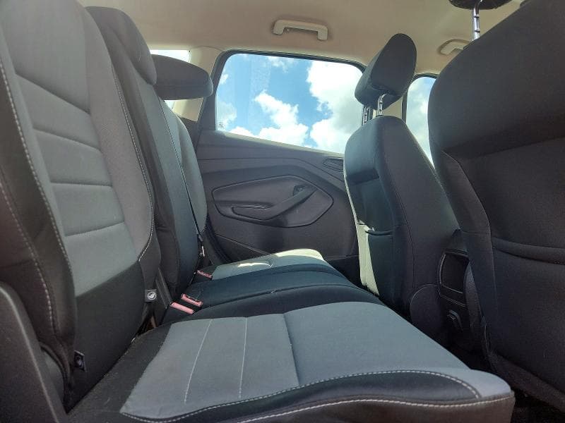 2017 FORD ESCAPE S 11