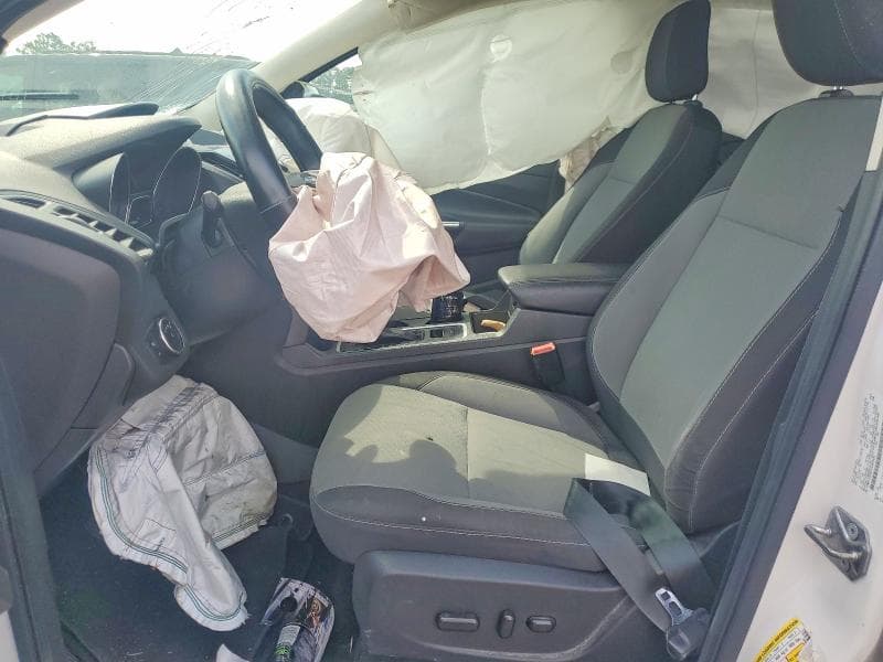 2018 FORD ESCAPE SE 7