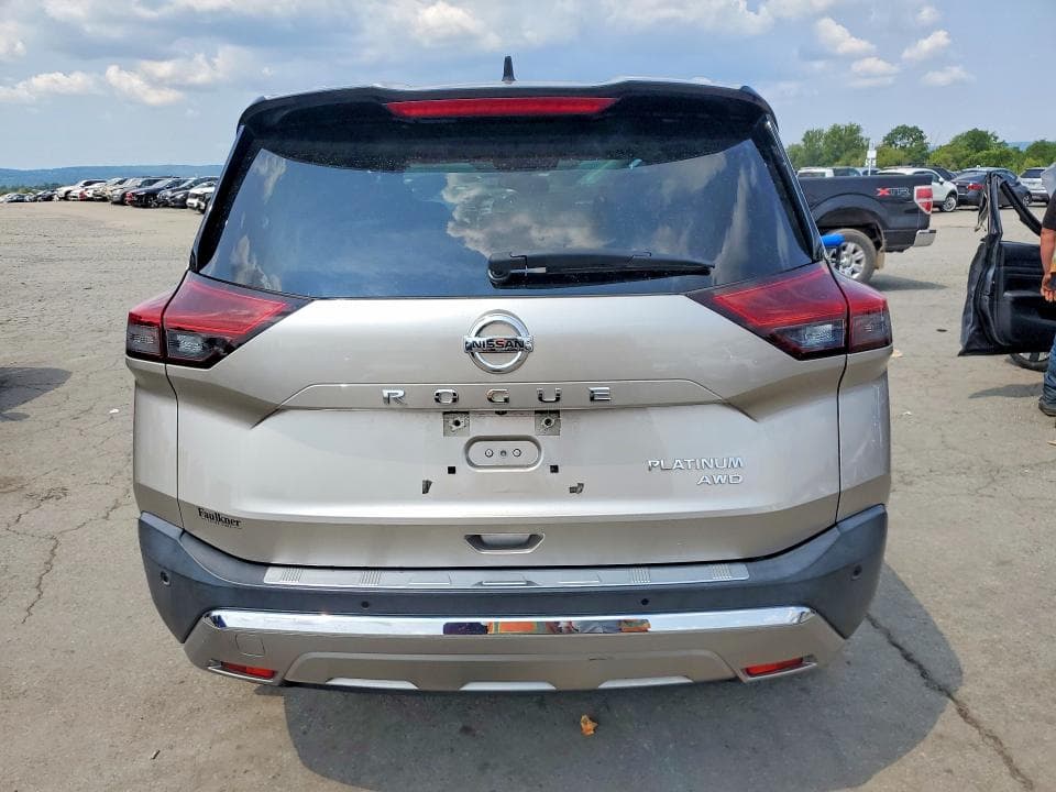 2021 NISSAN ROGUE PLATINUM 6